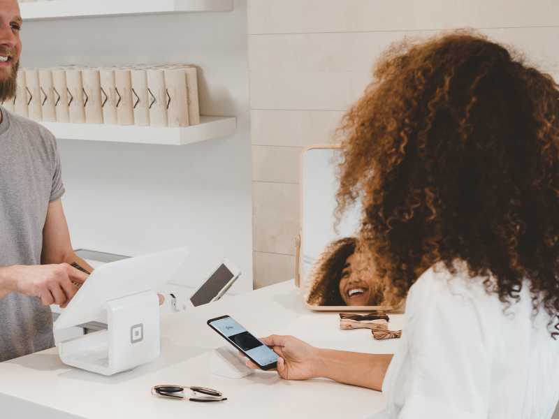 "Avance y Transformación Digital: Las Pasarelas de Pago en el Perú"